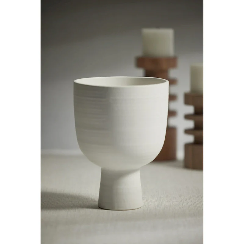 Karimun Ceramic Vase