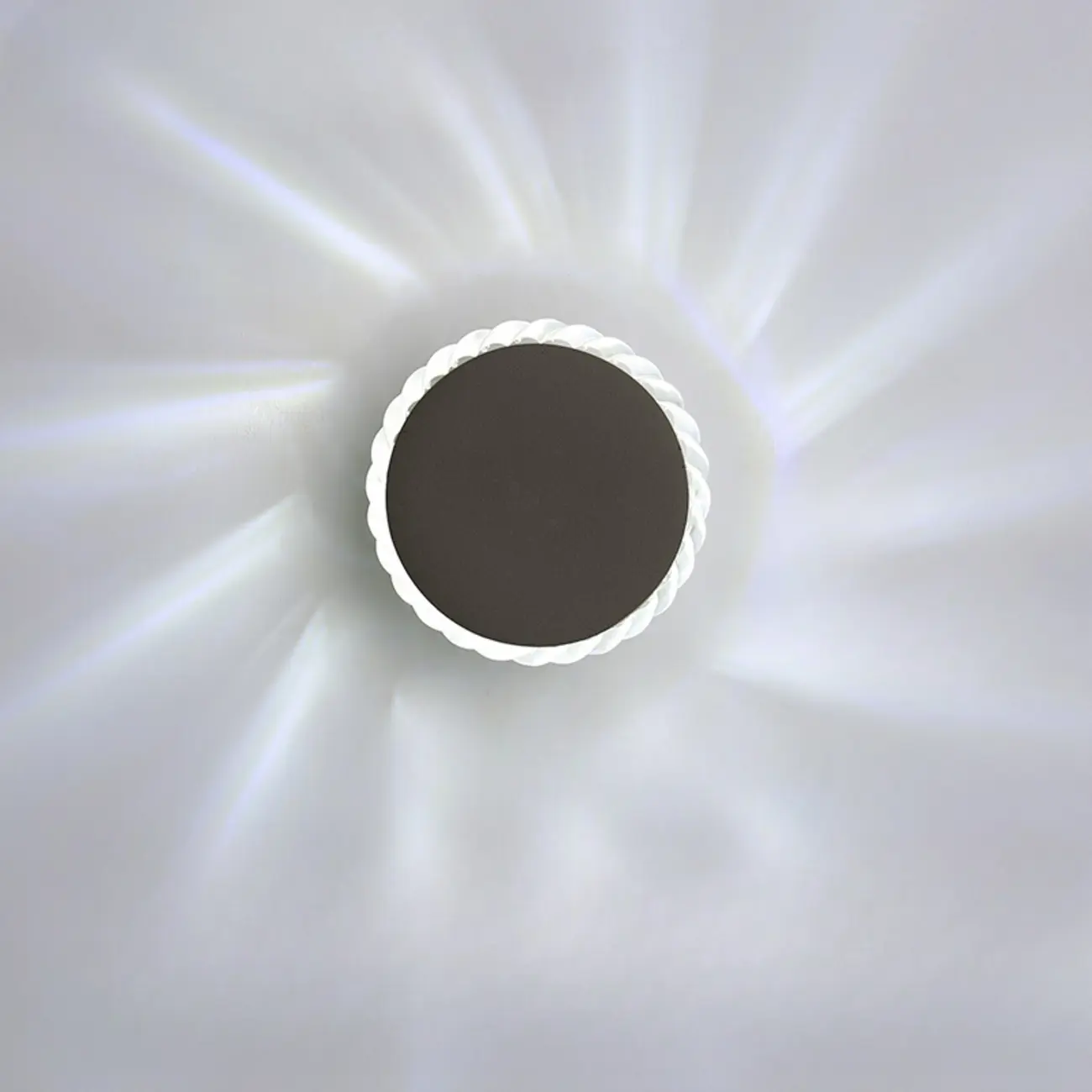 Minimalist Metal Round Sun-Shape Wall Sconce