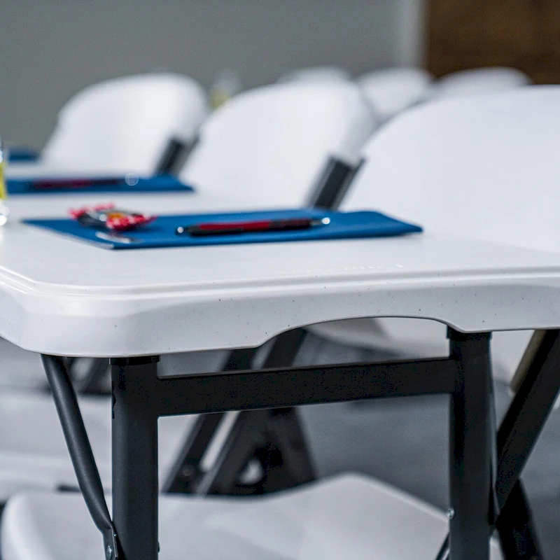 Lifetime 6-Foot Seminar Table (Commercial)