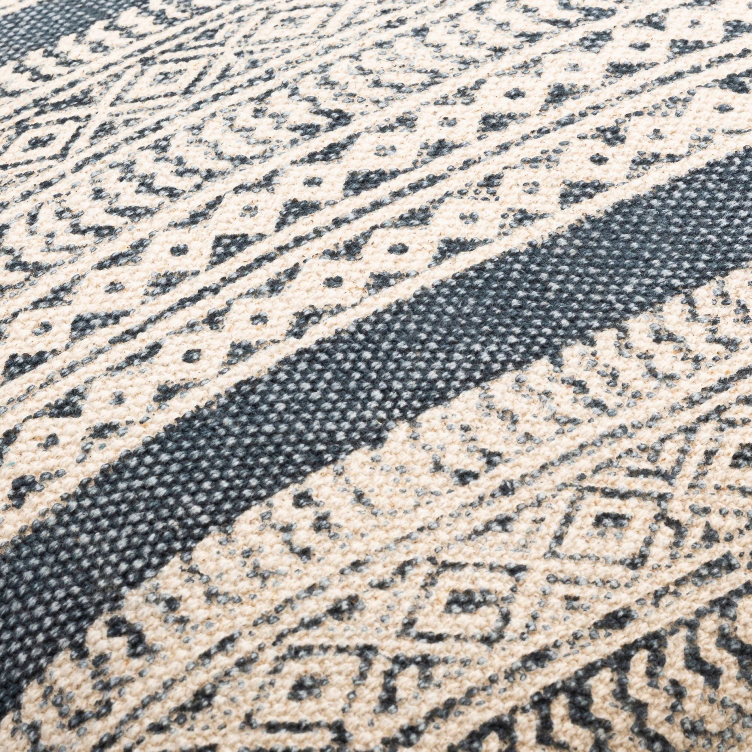 Janya Pillow JNY-014