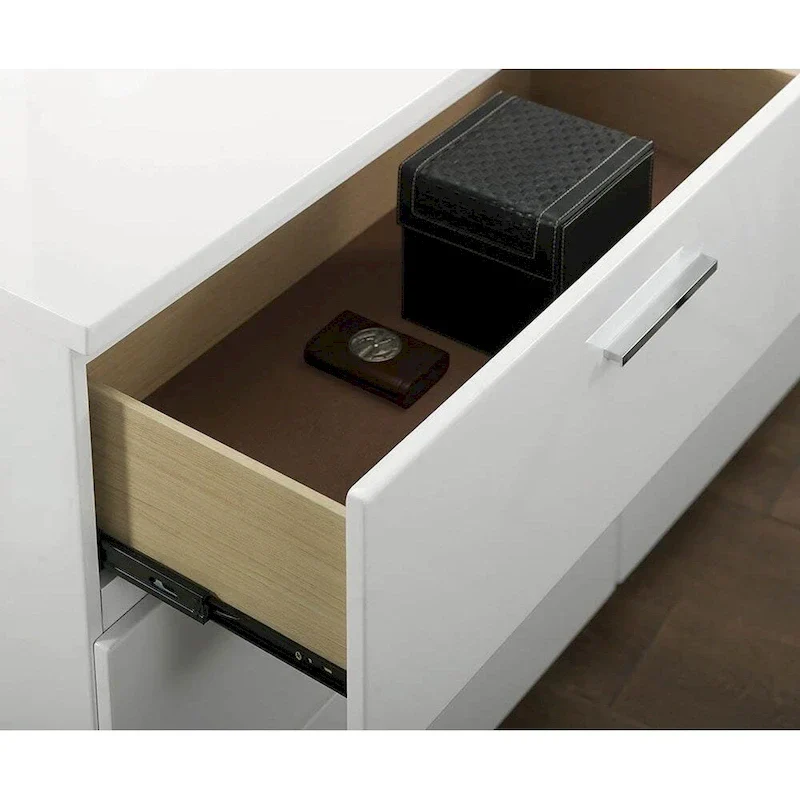 August Glossy White 6-piece Panel Bedroom Set