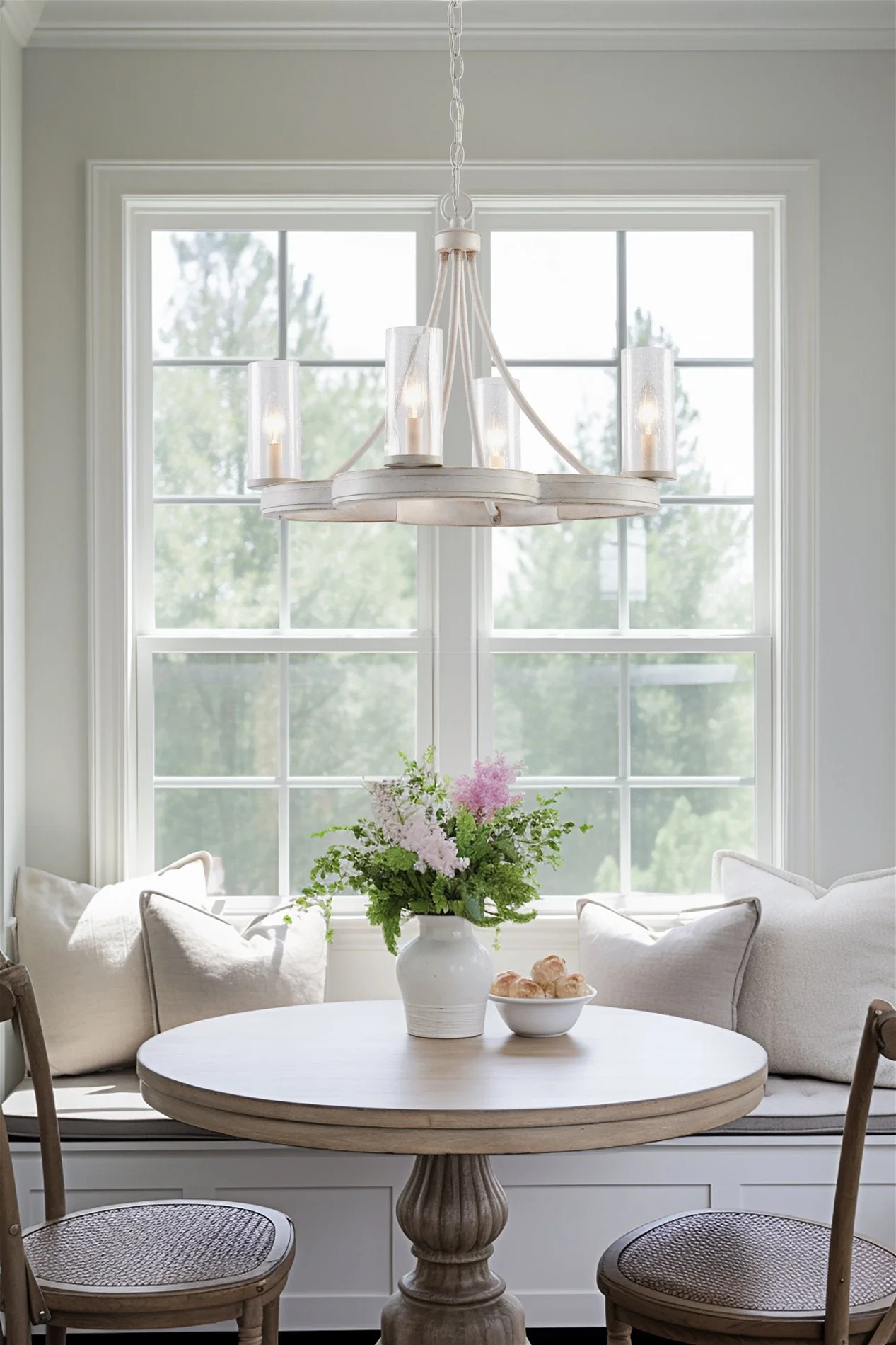 Delphine 23 4-Light French Country Chandelier