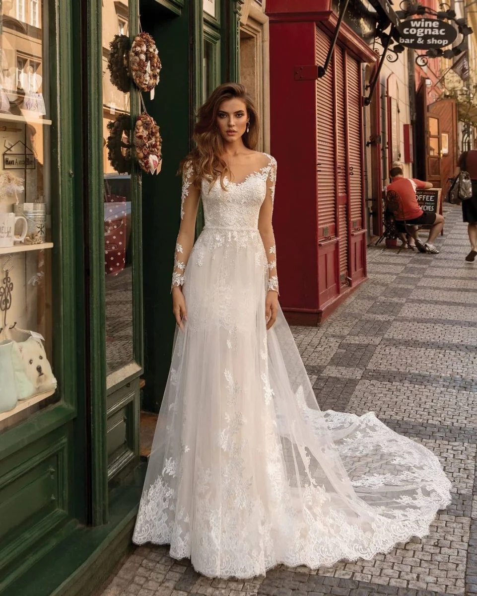 Modern Long Sleeves Mermaid Lace Ivory Wedding Dresses