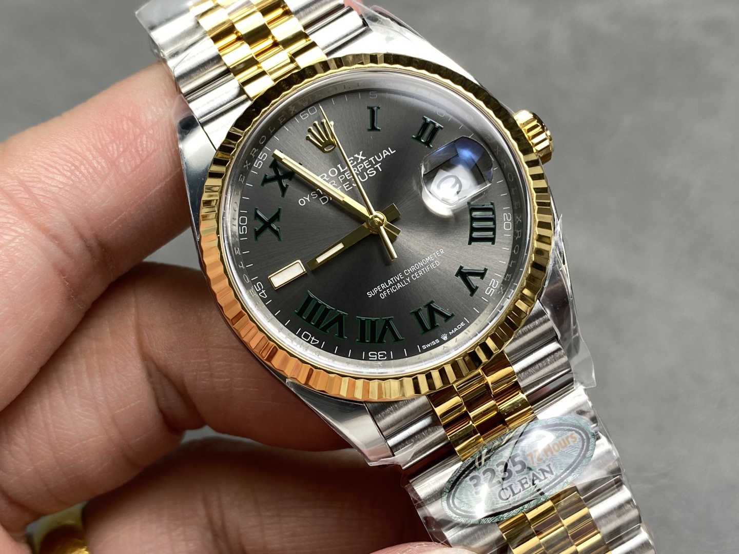 Replica Rolex Datejust 36 Clean Factory - dial gris con numeros romanos verdes