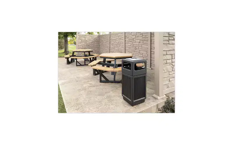Safco Canmeleon Recessed Panel Receptacles, Polyethylene, Black - 15 gal