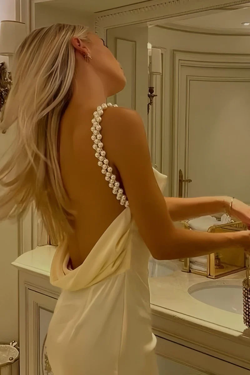 Yellow Sheath Spaghetti Straps Satin Long Prom Dresses With Pearls