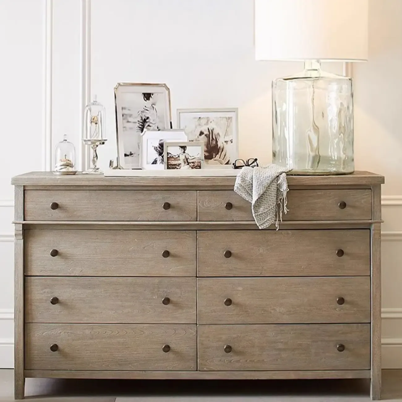 Rustic Oak Brown Living Room Accent Chests with 6/8 Drawers