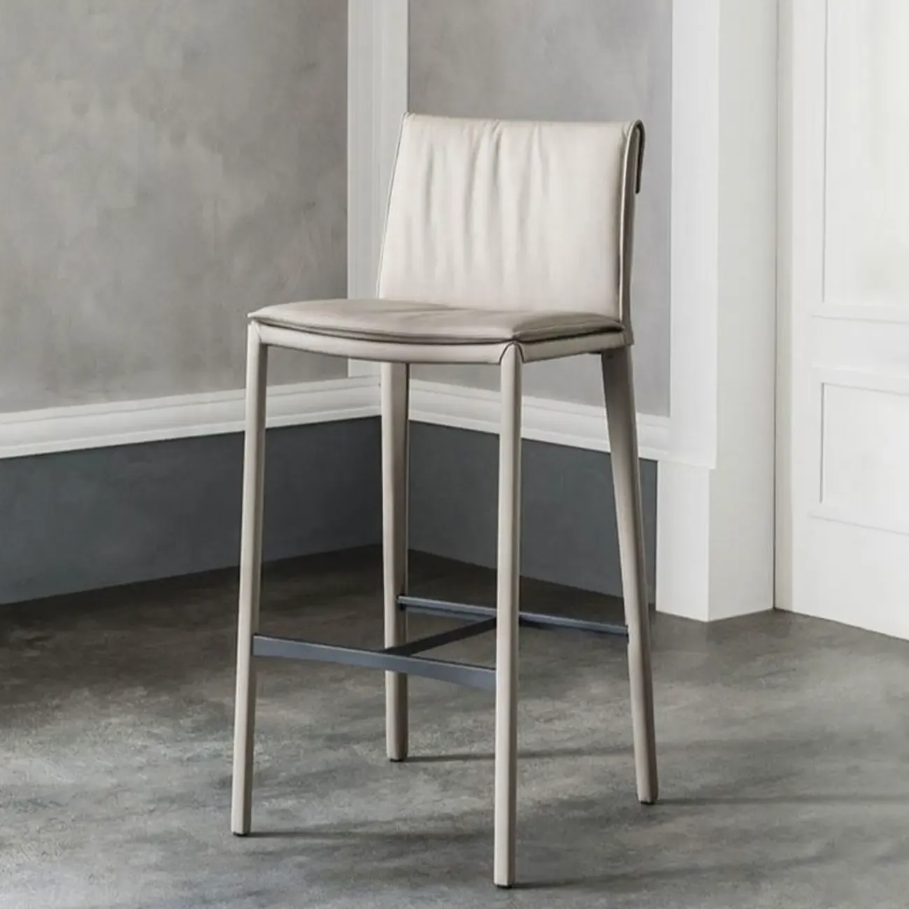 Modern 4-Leg Trestle Footrest Low Back Bar Stools