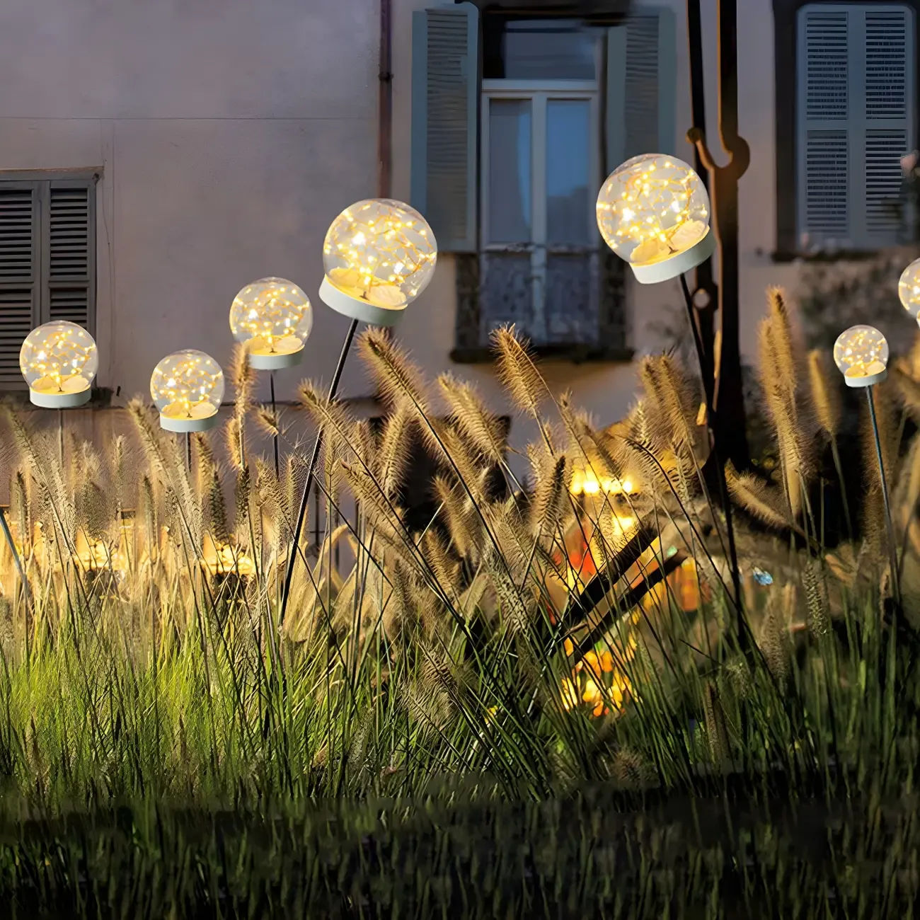Modern Solar Globe Brightness Landscape Lighting