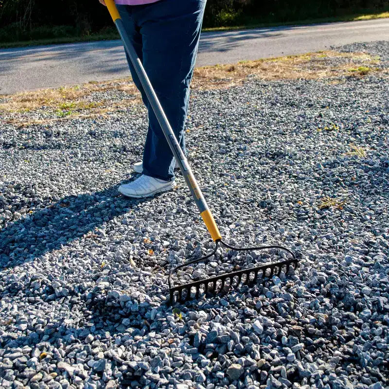 3.1 in 16-Tine Welded Bow Rake with Cushion End Grip on Hardwood Handle (4 Pack) - True Temper