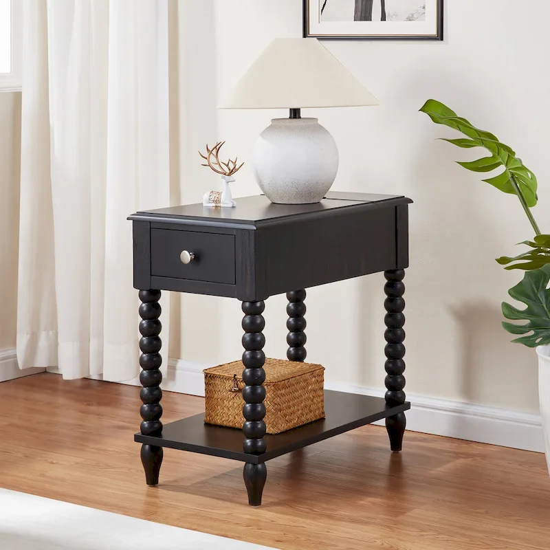 Traditional 23.6 Spindle Leg Wood End Table with USB