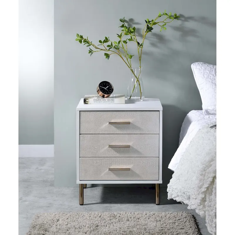 3 Drawers Nightstand with Metal Legs