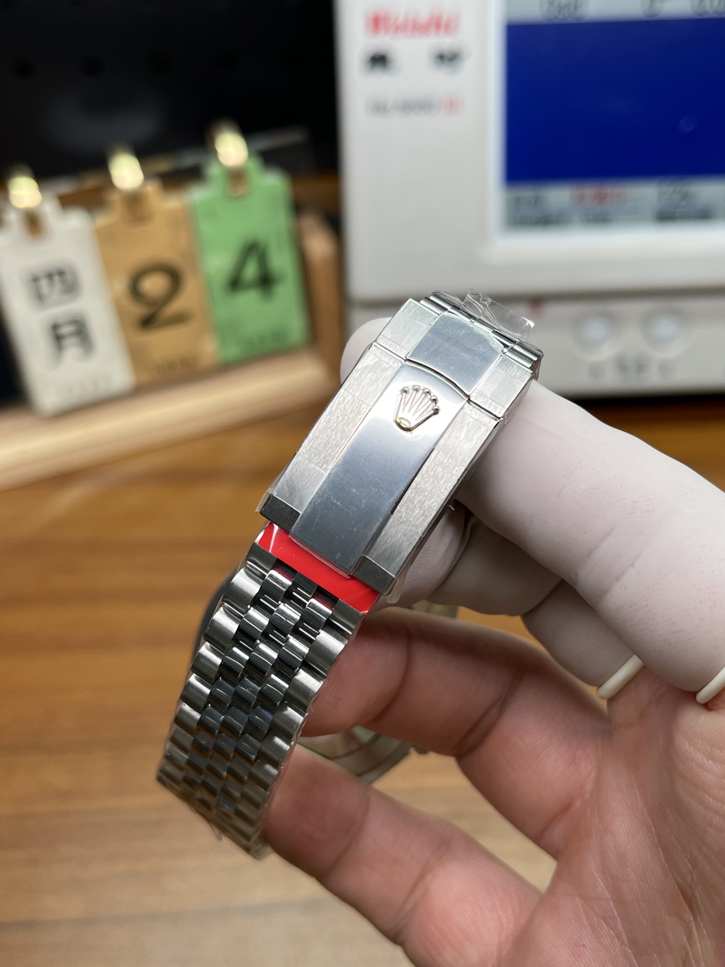 Rear view of the Rolex Datejust replica watch