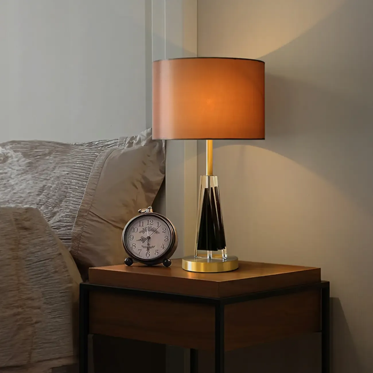 Modern Barrel Shade Gold Metal Table Lamp