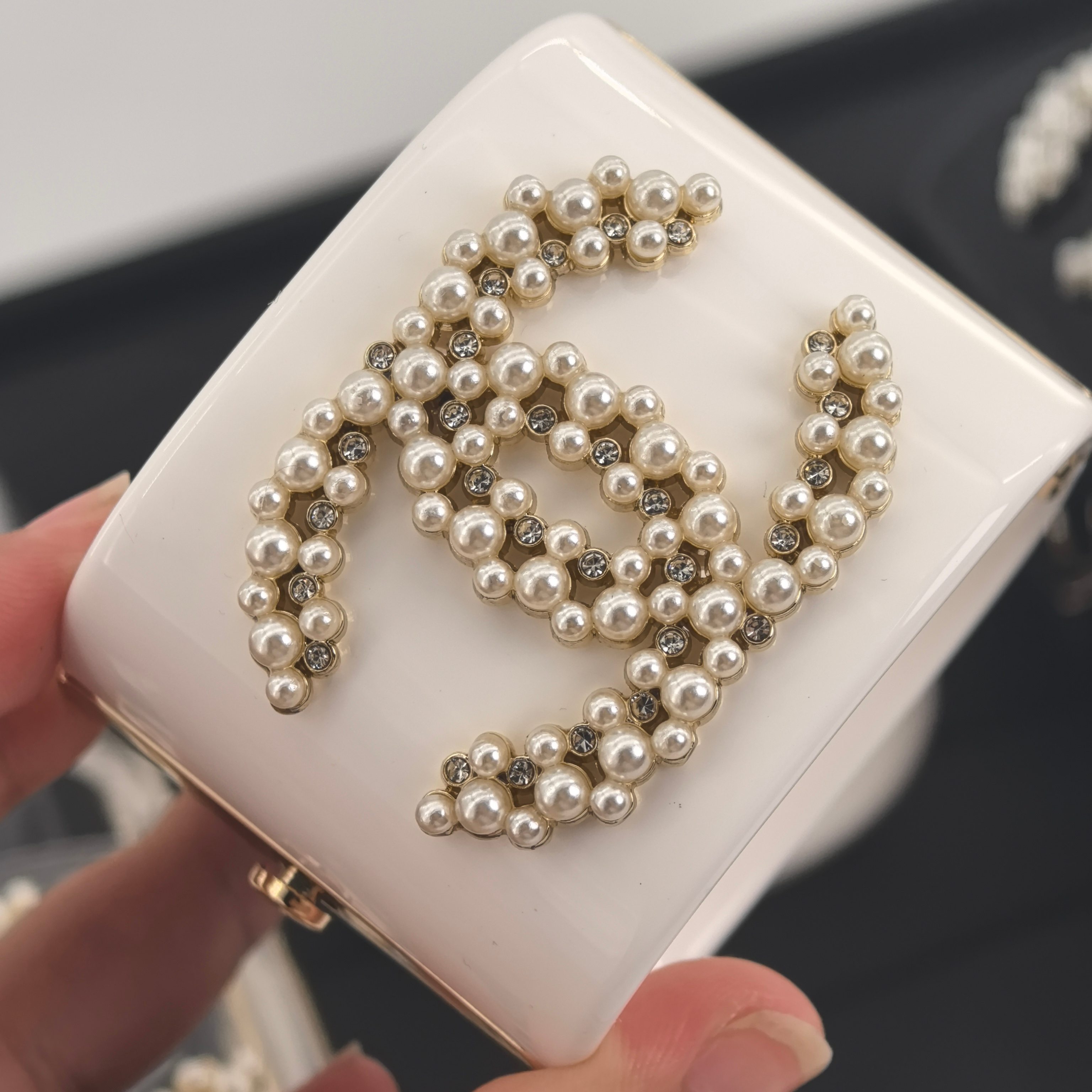 CCS147 Chanel Large acrylic bracelet - ccjewelryacc