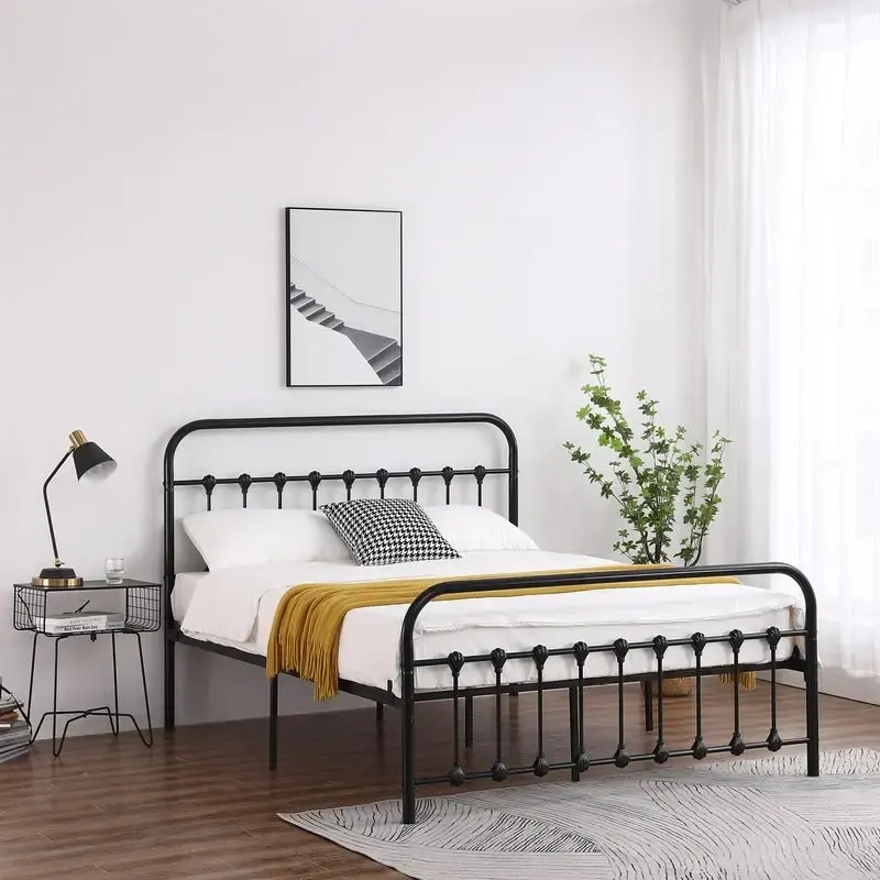 Single-Layer Iron Bed Frame with Shell Decoration Black
