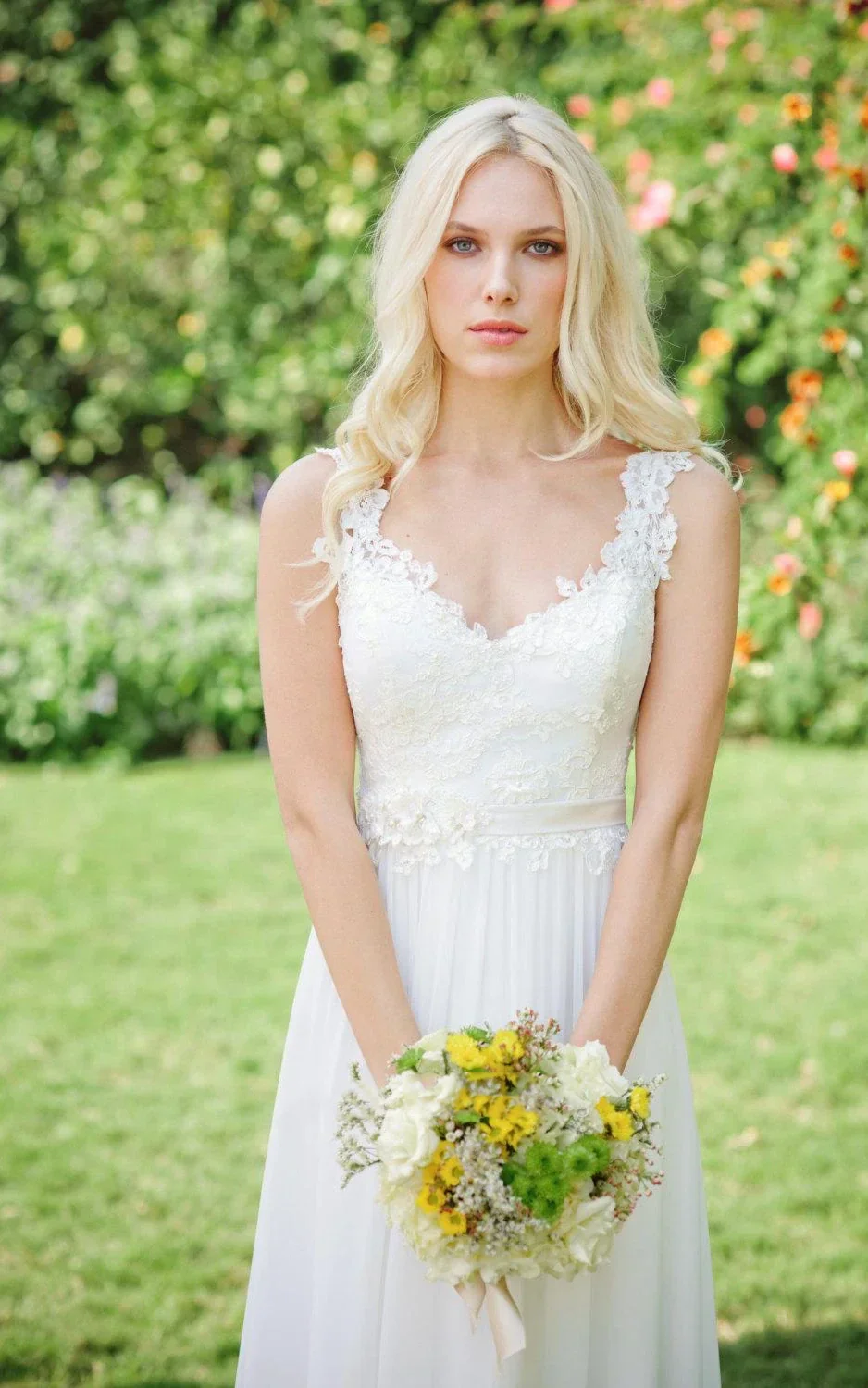 Long Chiffon Lace Weddig Dress With Beading Flower