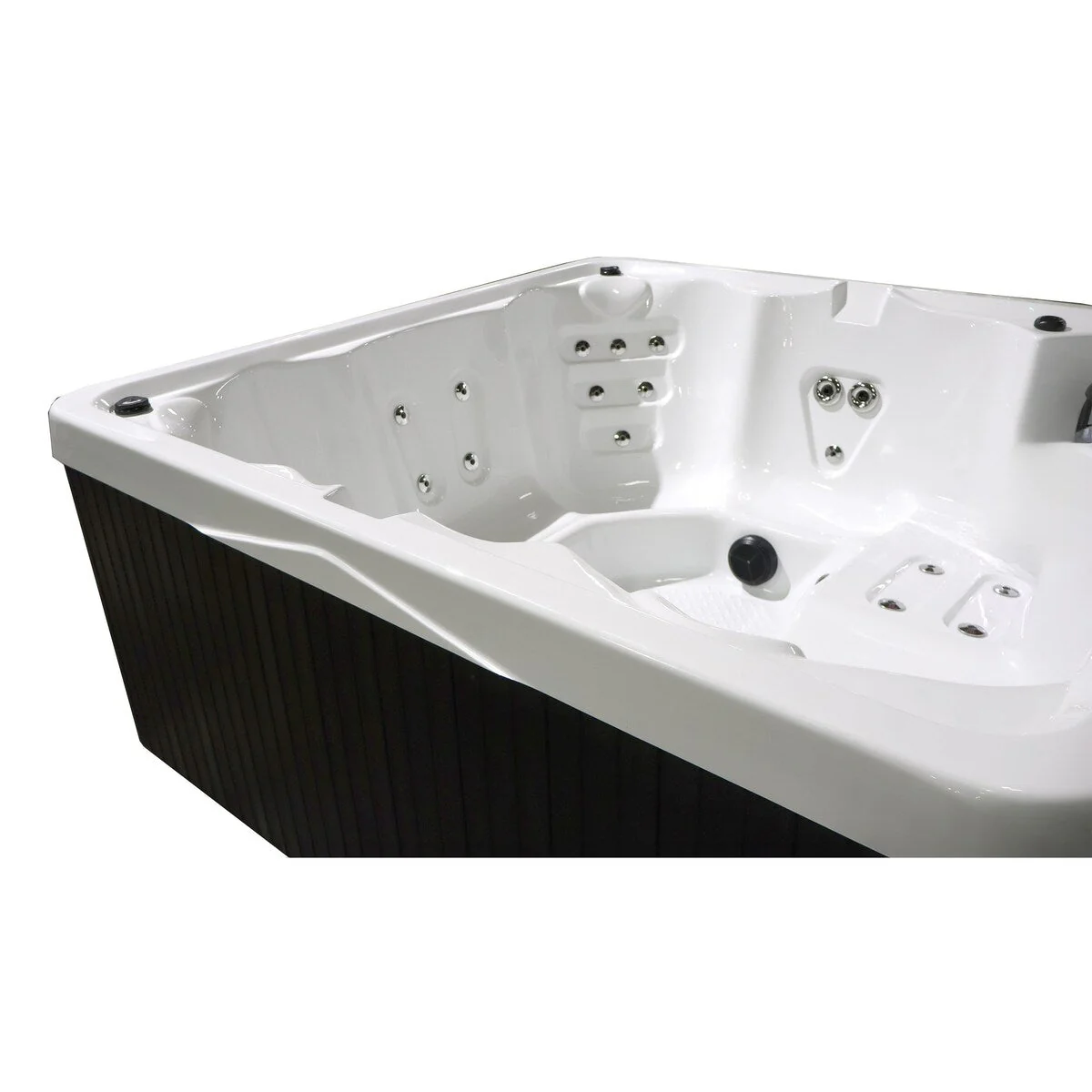 Home and Garden Spas- 6 Person 29 Jet Spa with Lounger.