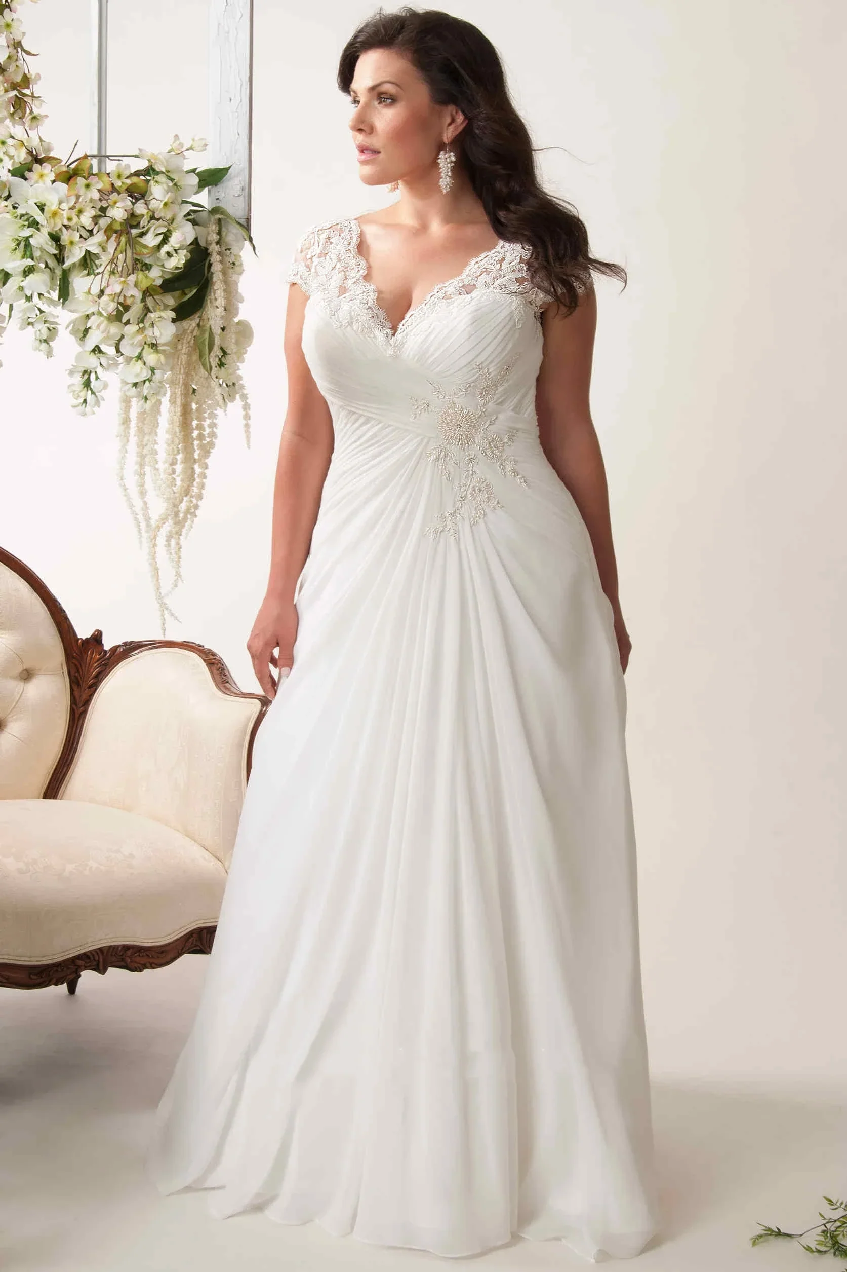 Sheath V-Neck Appliqued Cap-Sleeve Chiffon Wedding Dress With Ruching And Keyhole