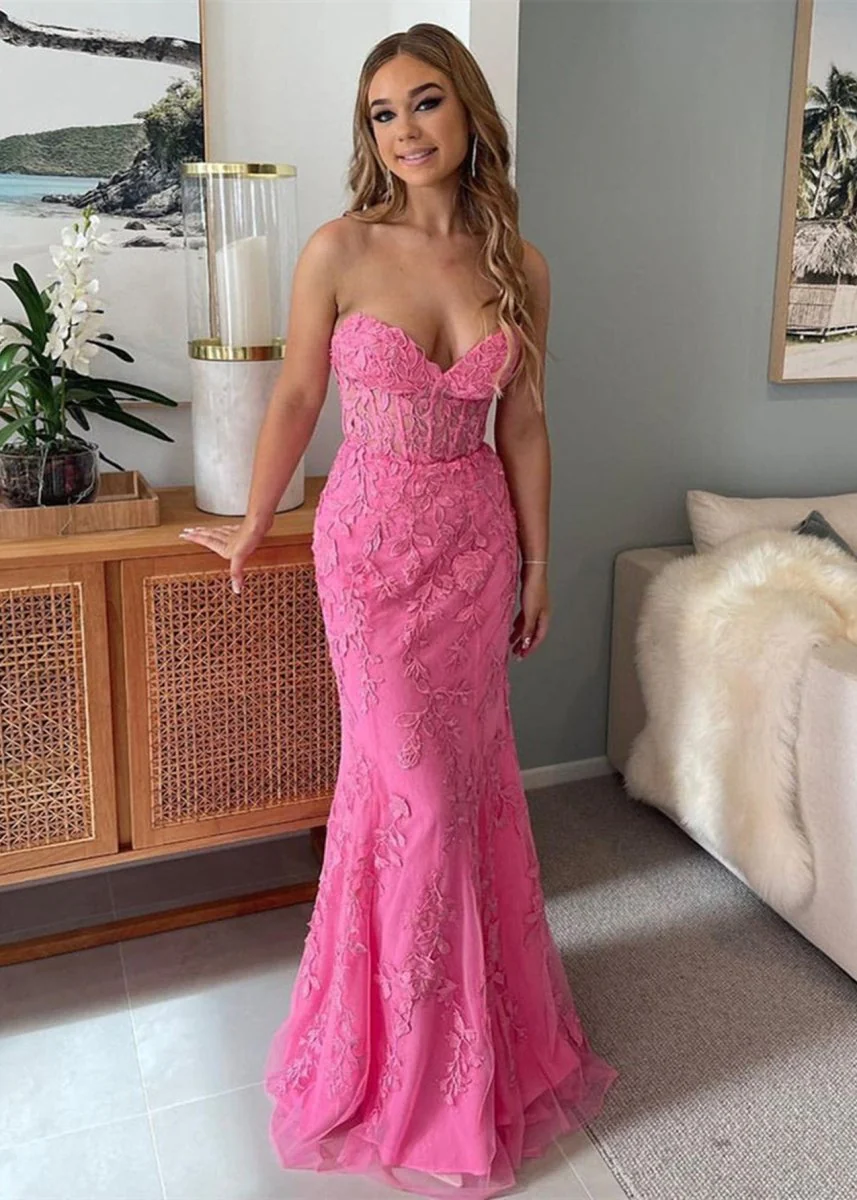 Mermaid Strapless Lace Prom Dress With Appliques
