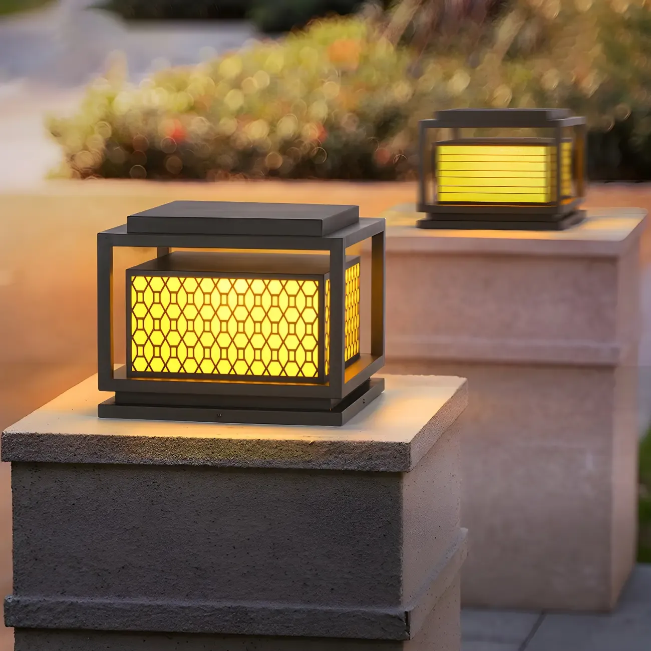 3 Color Light Grid Metal Solar Outdoor Post Lights