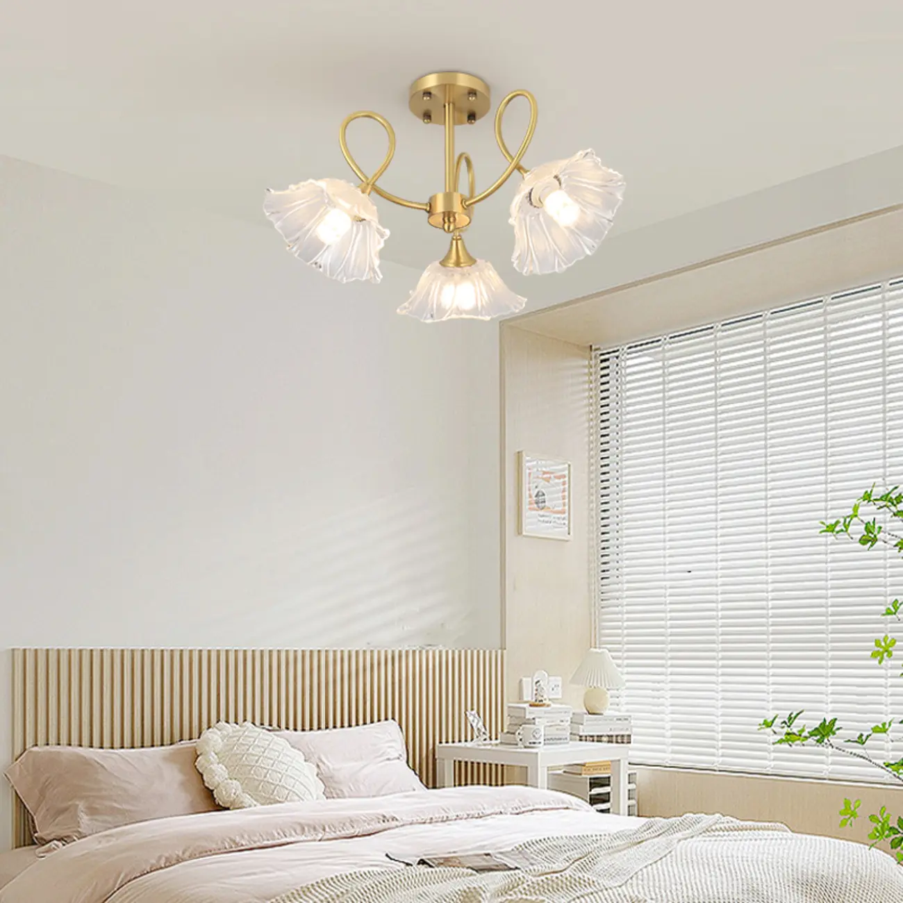 Flower Shaped Modern Gold Semi-Flush Ceiling Light with 3-Light