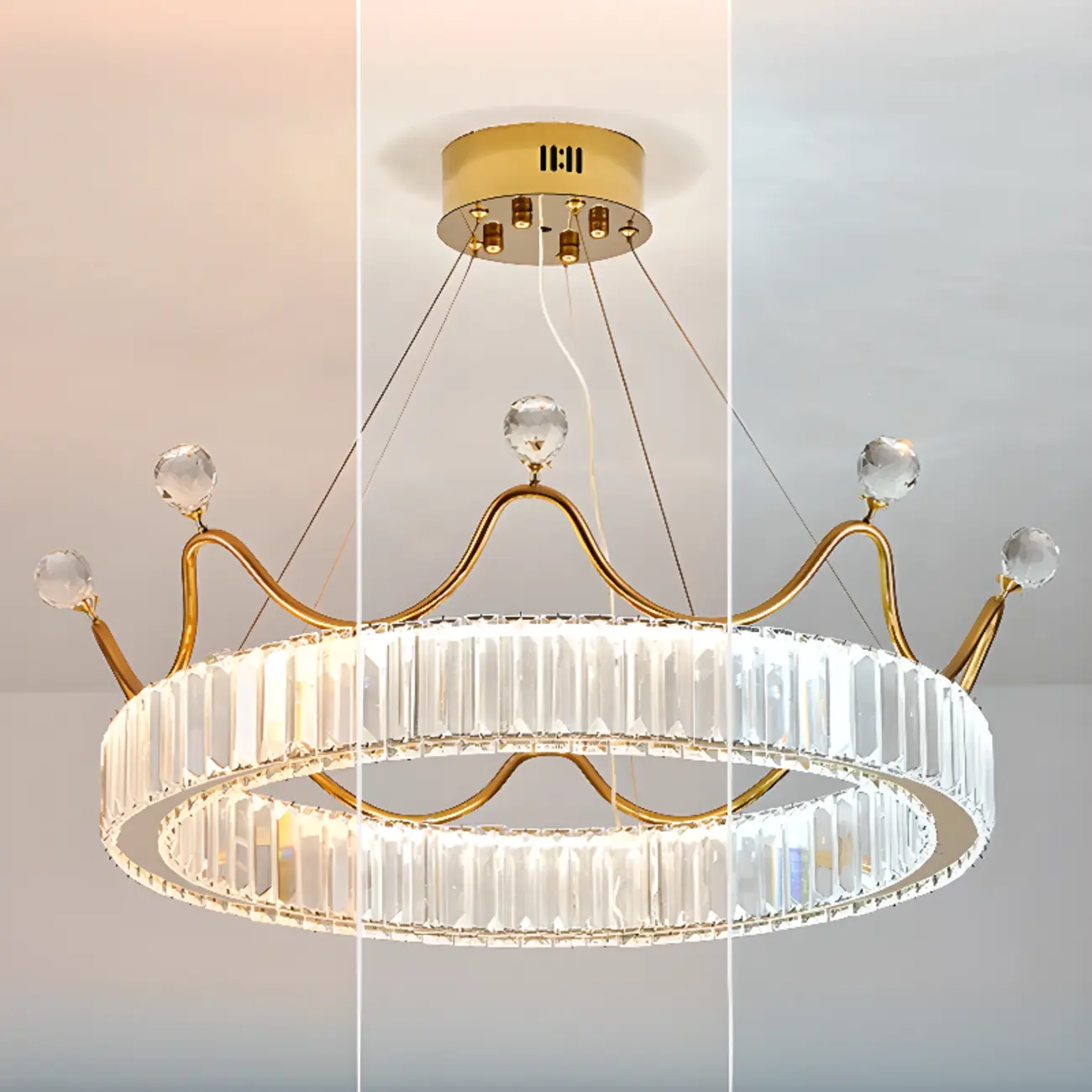 Elegant LED Golden Crown Shape Crystal Chandelier