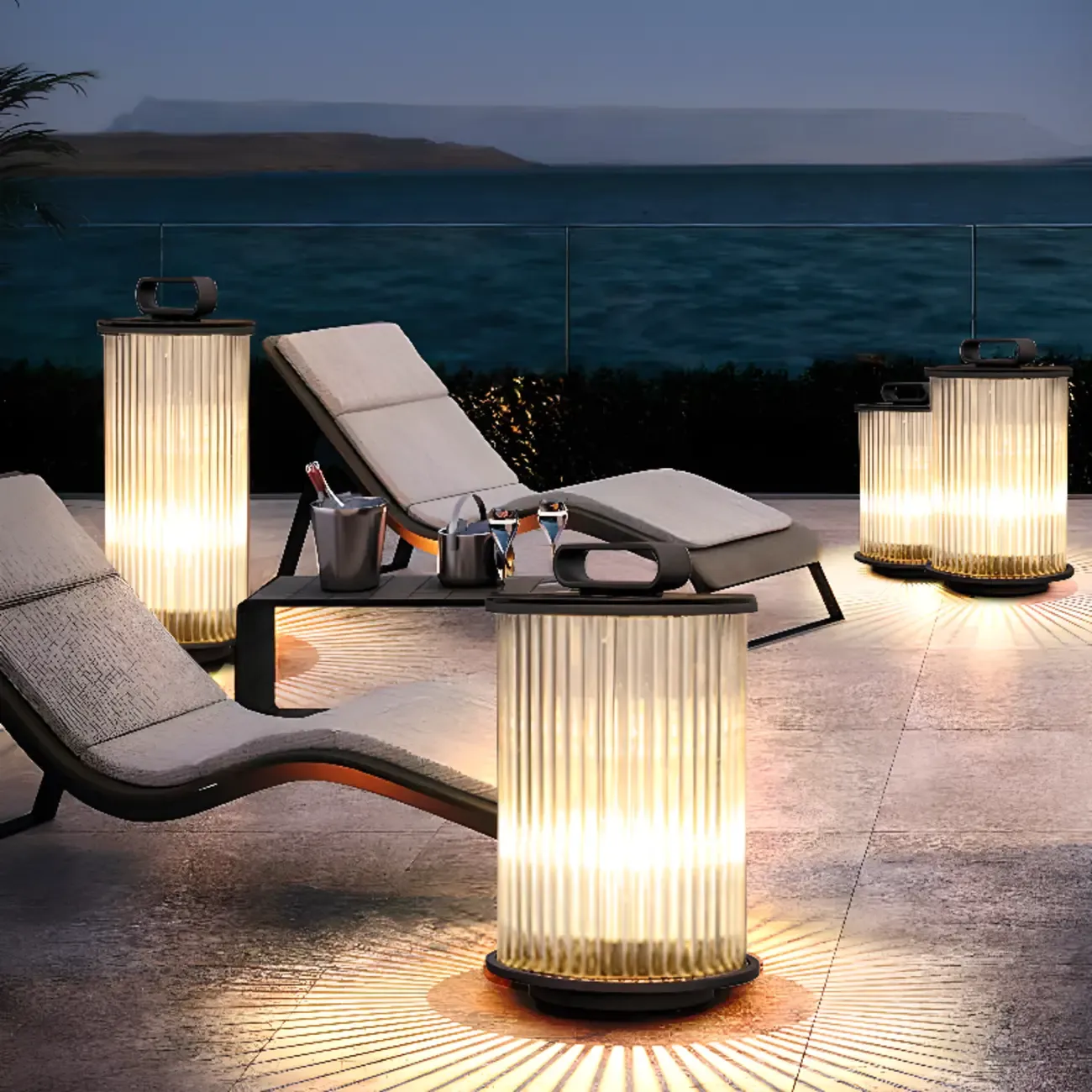 Black Metal Cylindrical Glass Post Cap Light