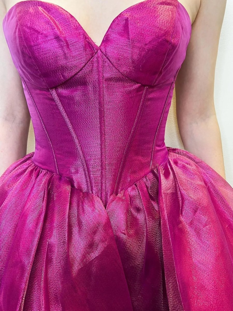 Magenta - A-line Sweetheart Satin Short Homecoming Dresses