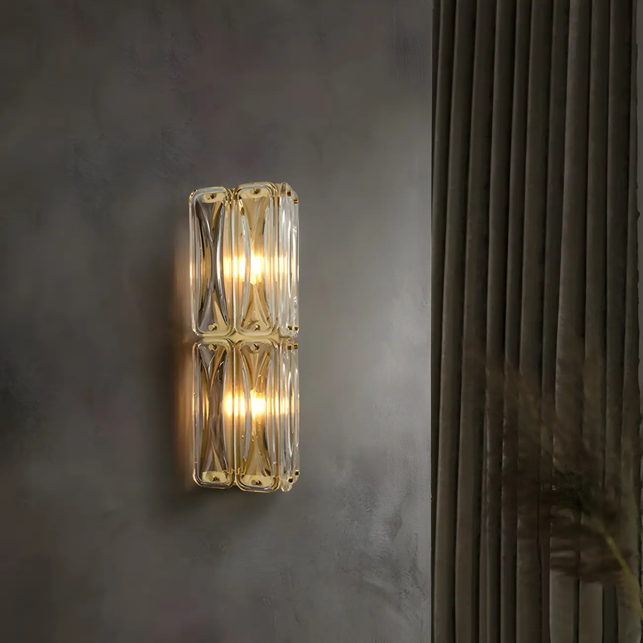 Modern Gold Metal Clear Glass Geometry Wall Sconce