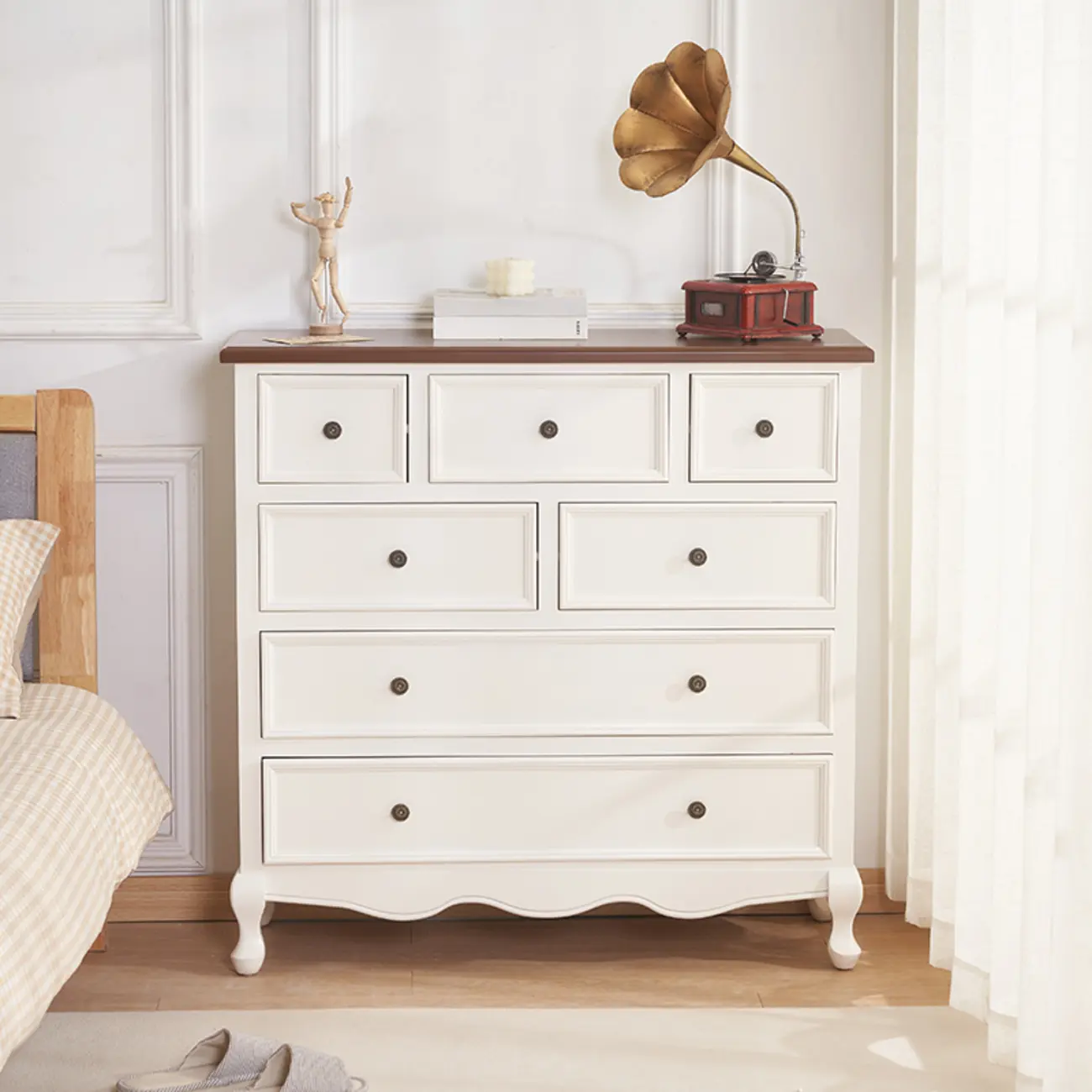 French Square White Wooden 7-Drawer Chest