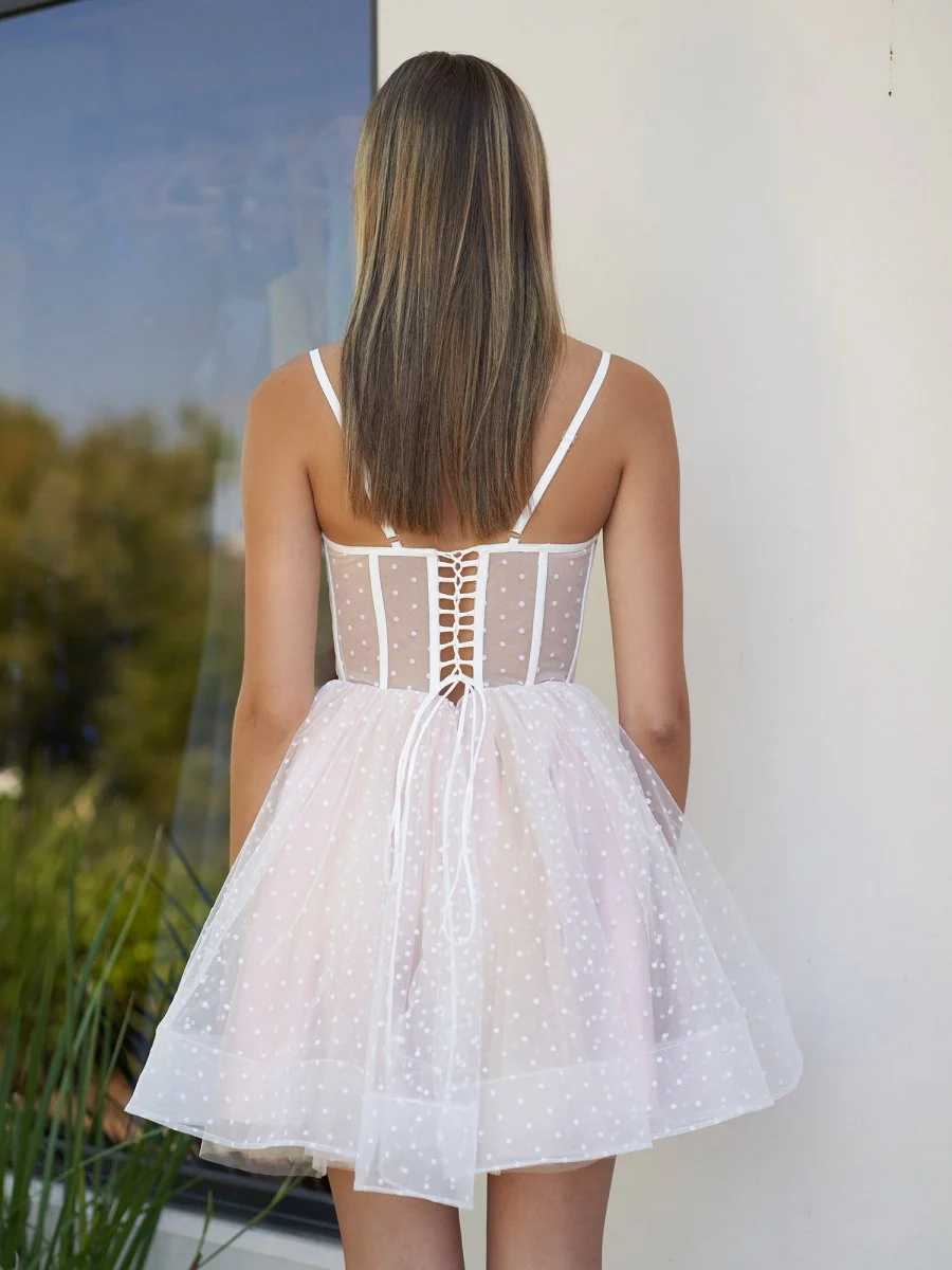 Sweetheart Spaghetti Straps Black Short Tulle Homecoming Dress