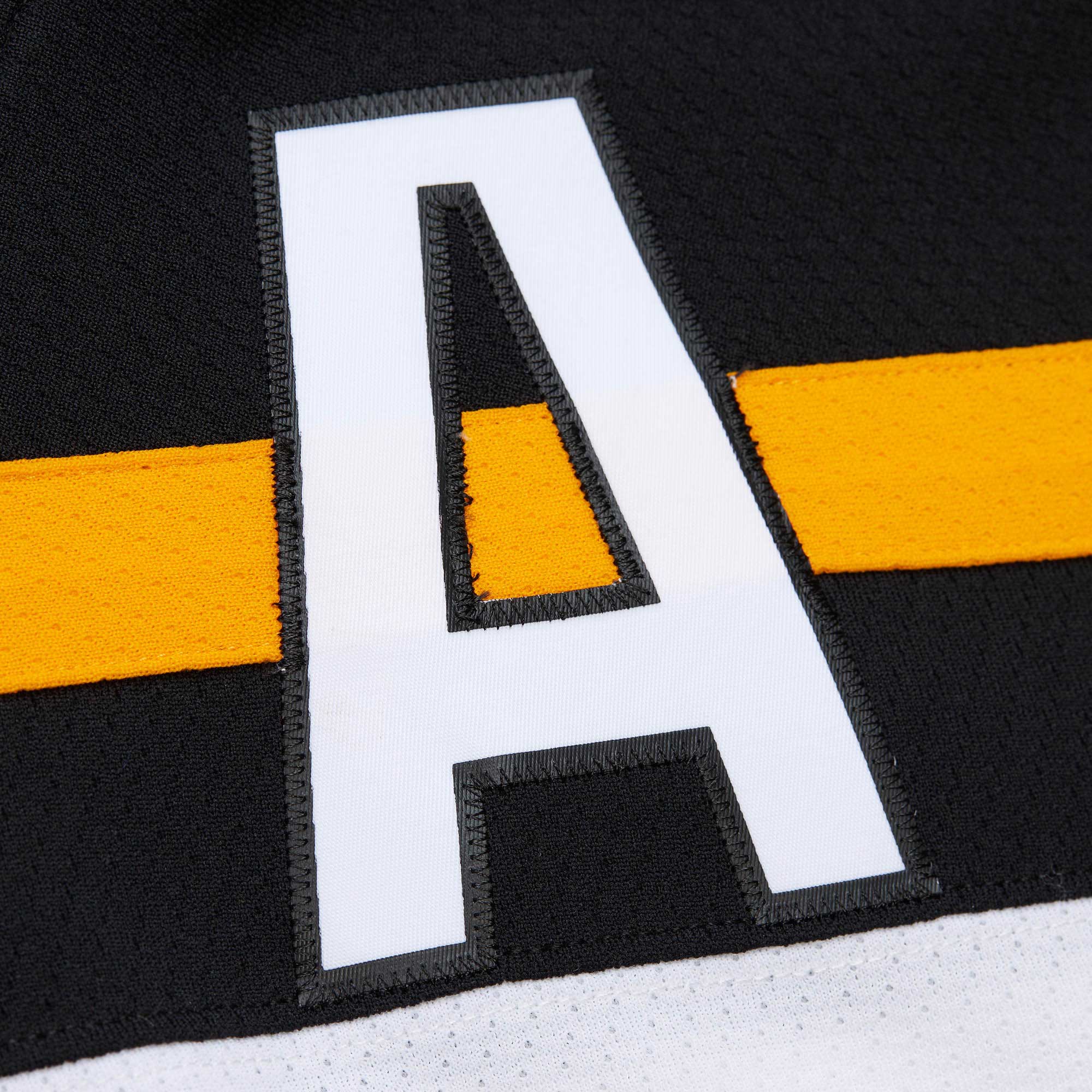 Cam Neely Boston Bruins Mitchell & Ness  1991\/92 Alternate Captain Blue Line Player Jersey - White