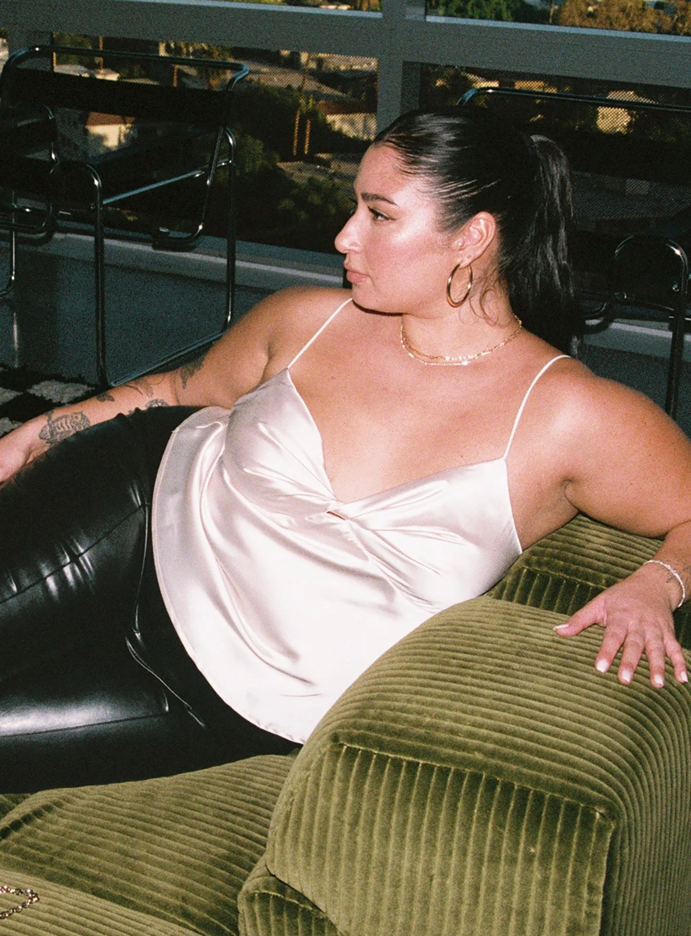Keegan Top Champagne Curve