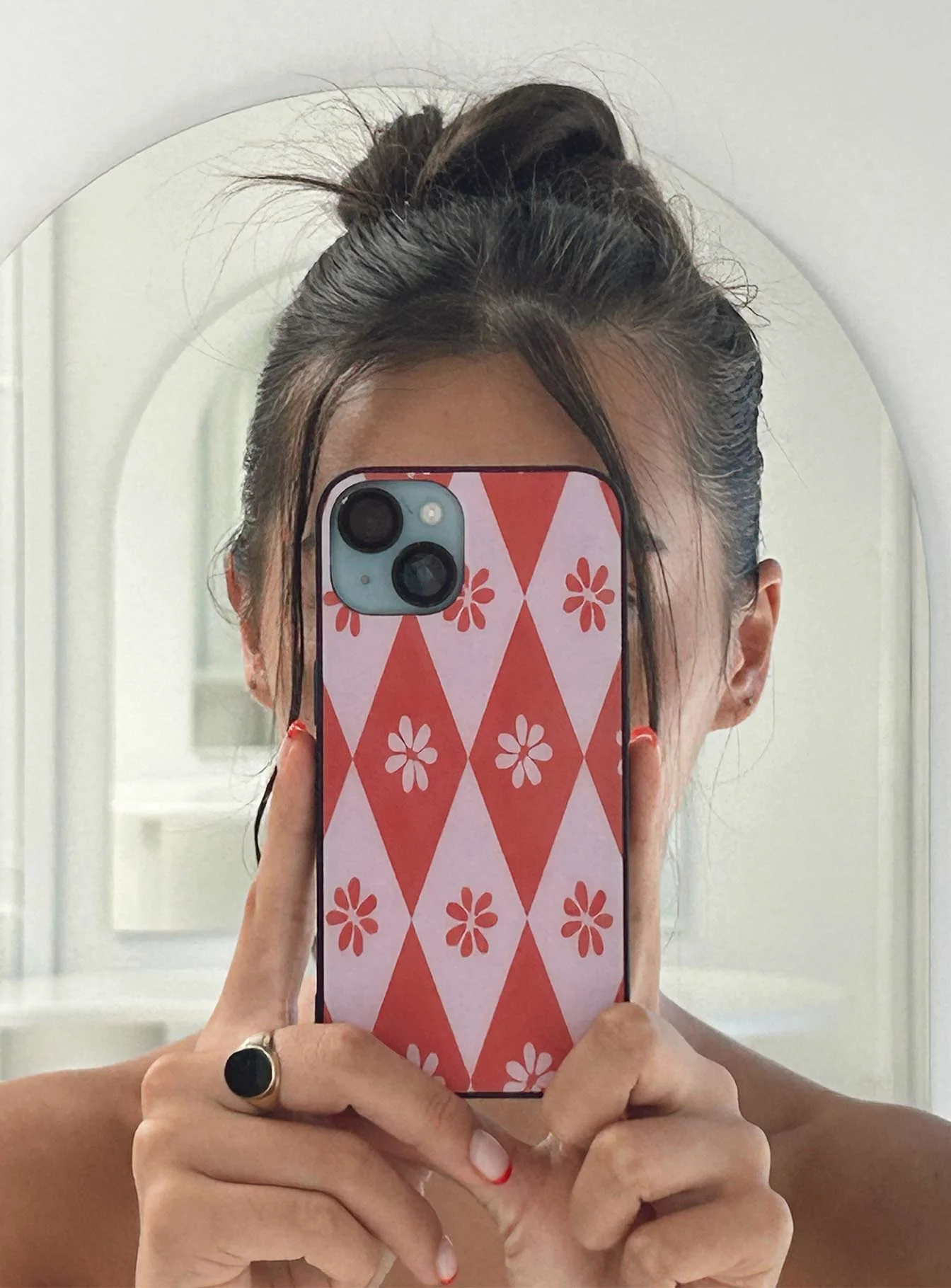 Yvonne iPhone Case Pink