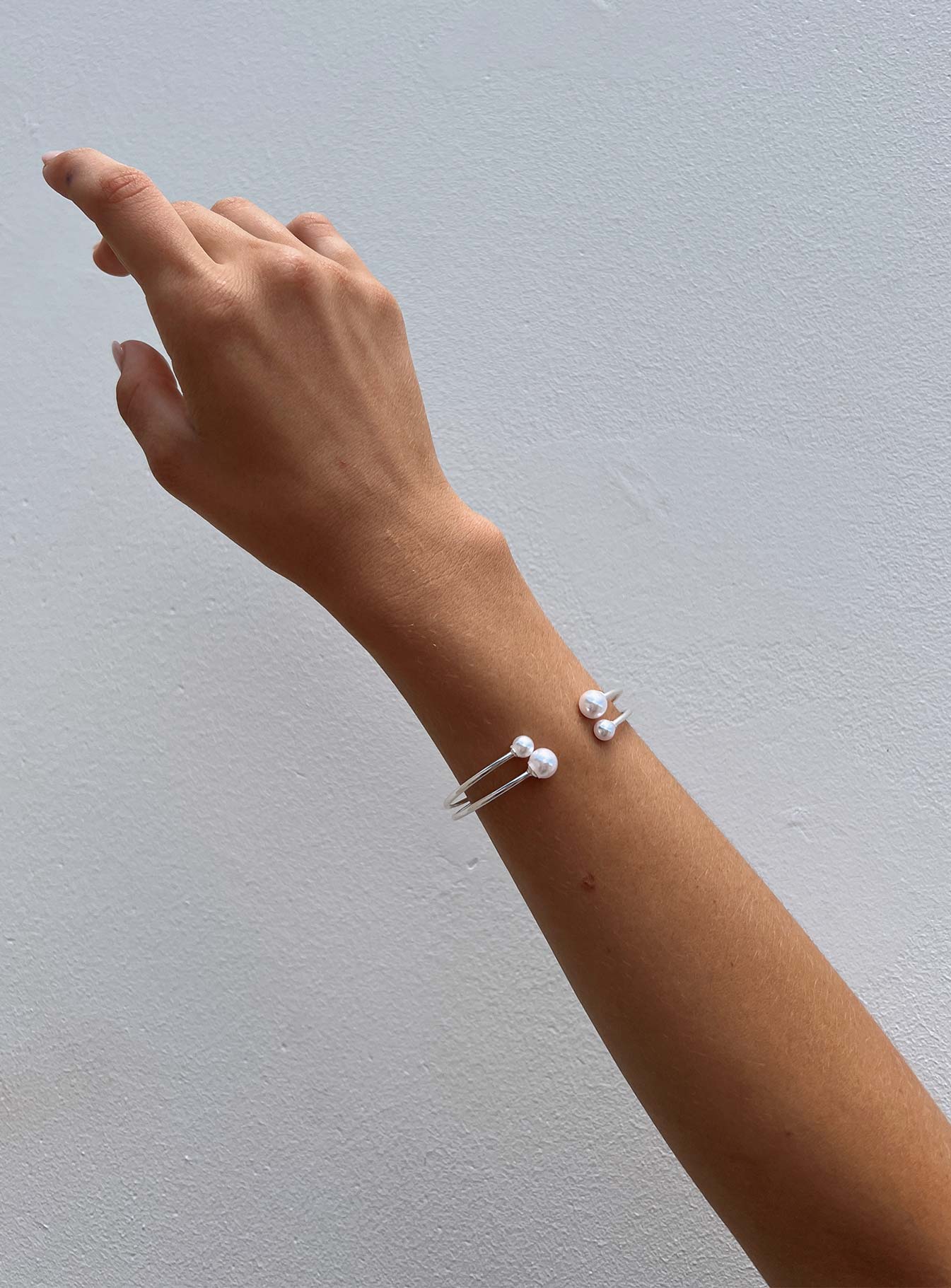 Calloway Pearl Cuff Silver