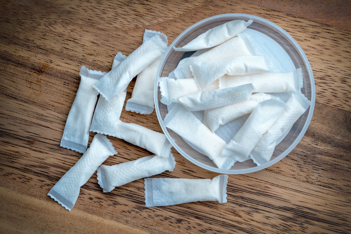 What Are Nicotine Pouches? - Nico - Pods