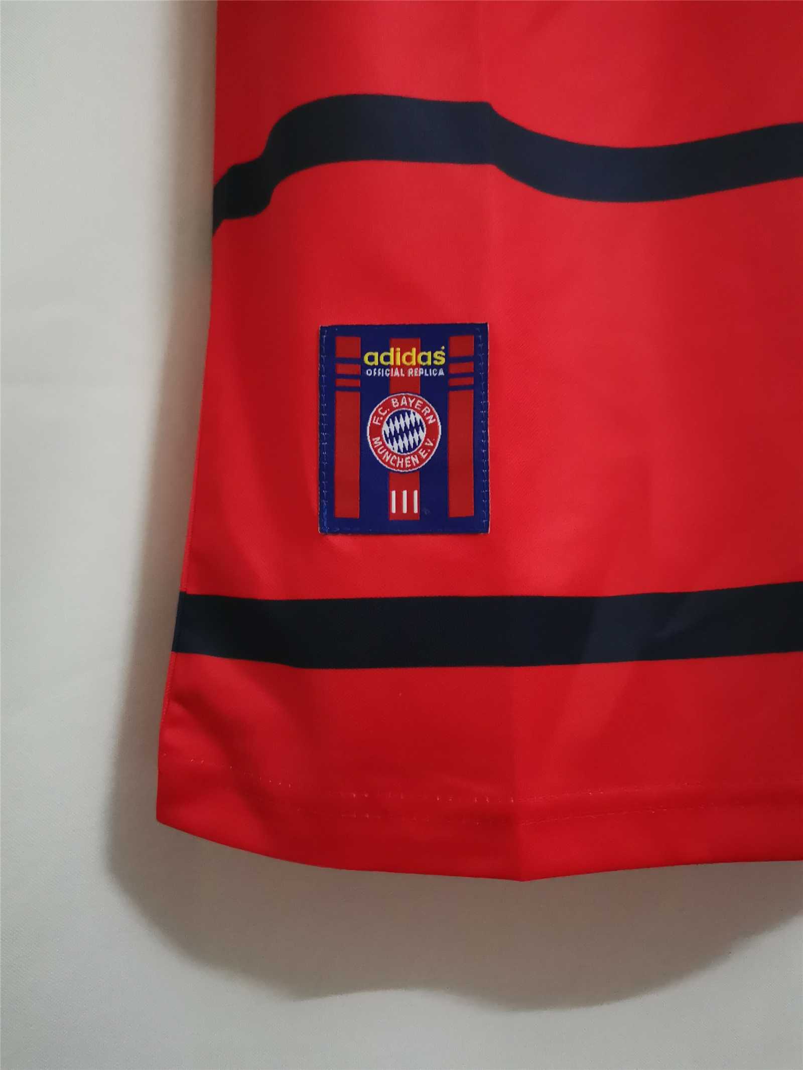 Bayern Munich Retro Jersey Away 1998/00