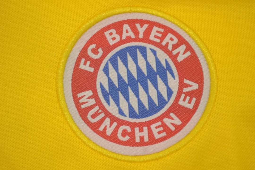 Bayern Munich Retro Jersey Away 1993/95