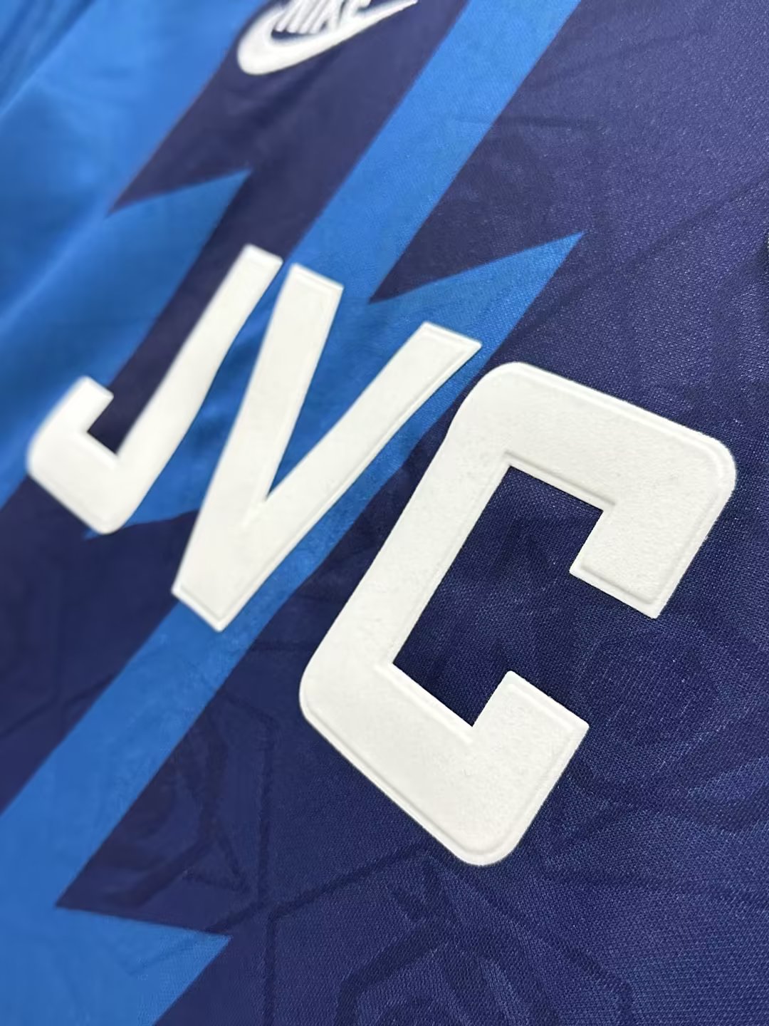 Arsenal Retro Away Jersey 1995/96