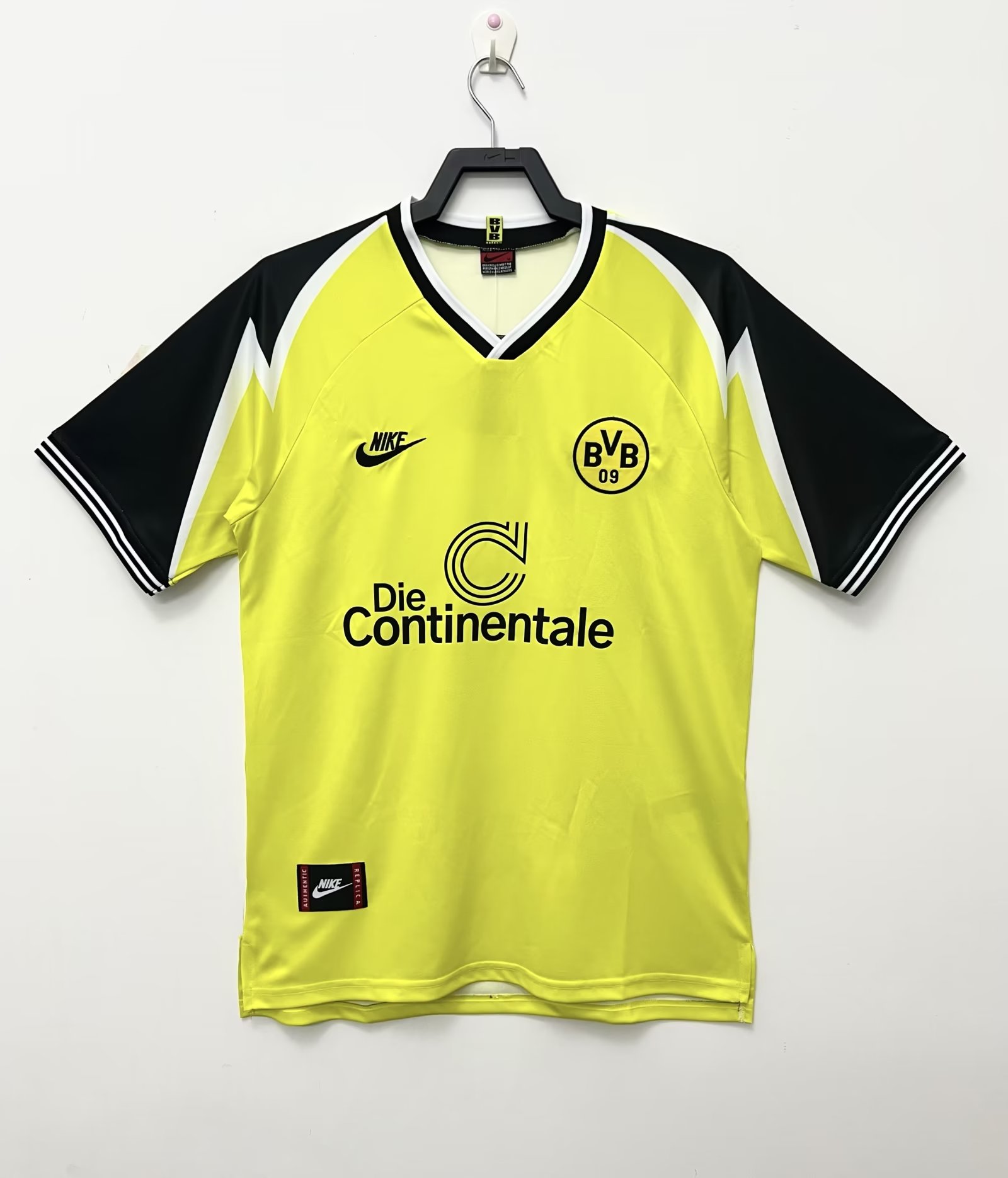 Borussia Dortmund Retro Jersey Home 1995/96