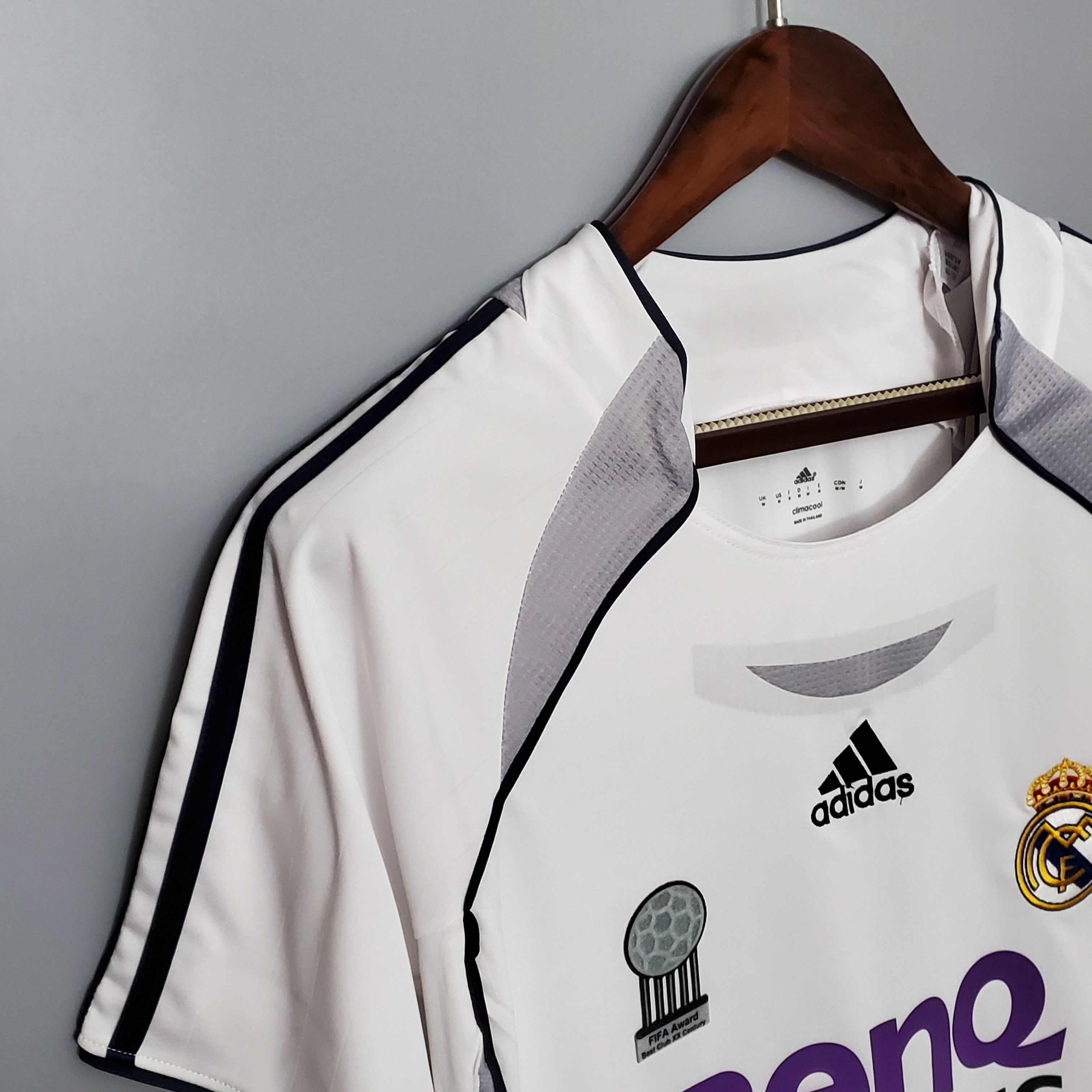 Real Madrid Retro Jersey Home 2006/07