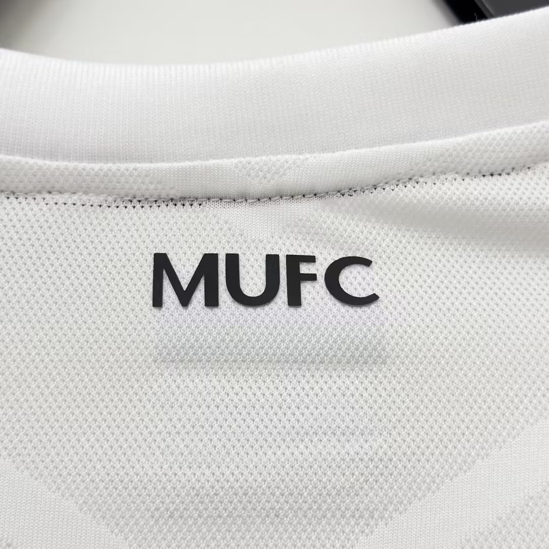Manchester United Retro Jersey Away 2010/11