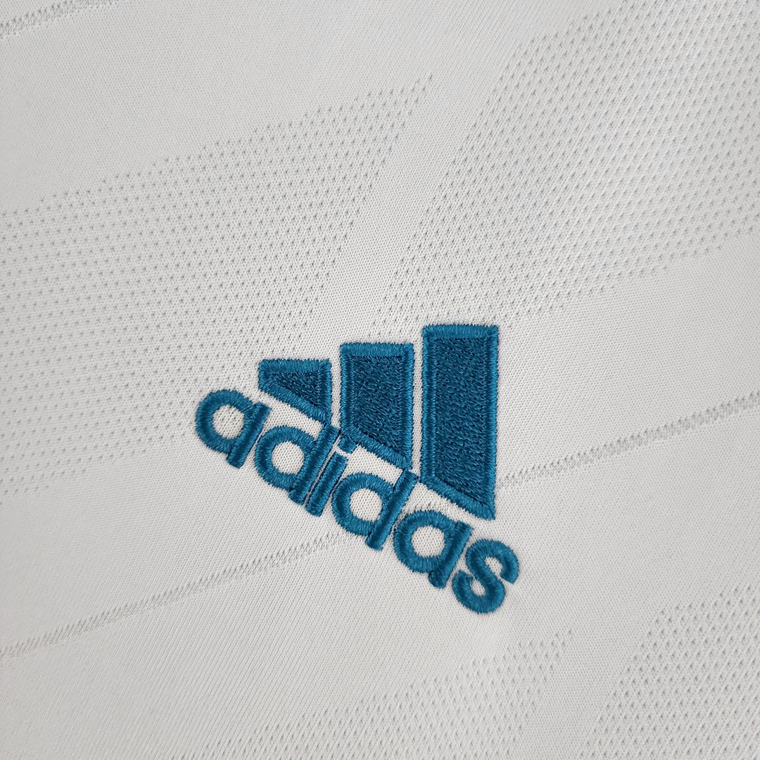 Real Madrid Retro Jersey Home 2017/18