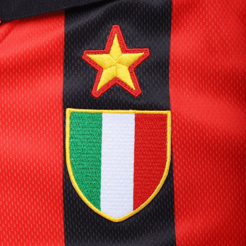 AC Milan BAGGIO #18 Retro Jersey Home Replica 1996/97