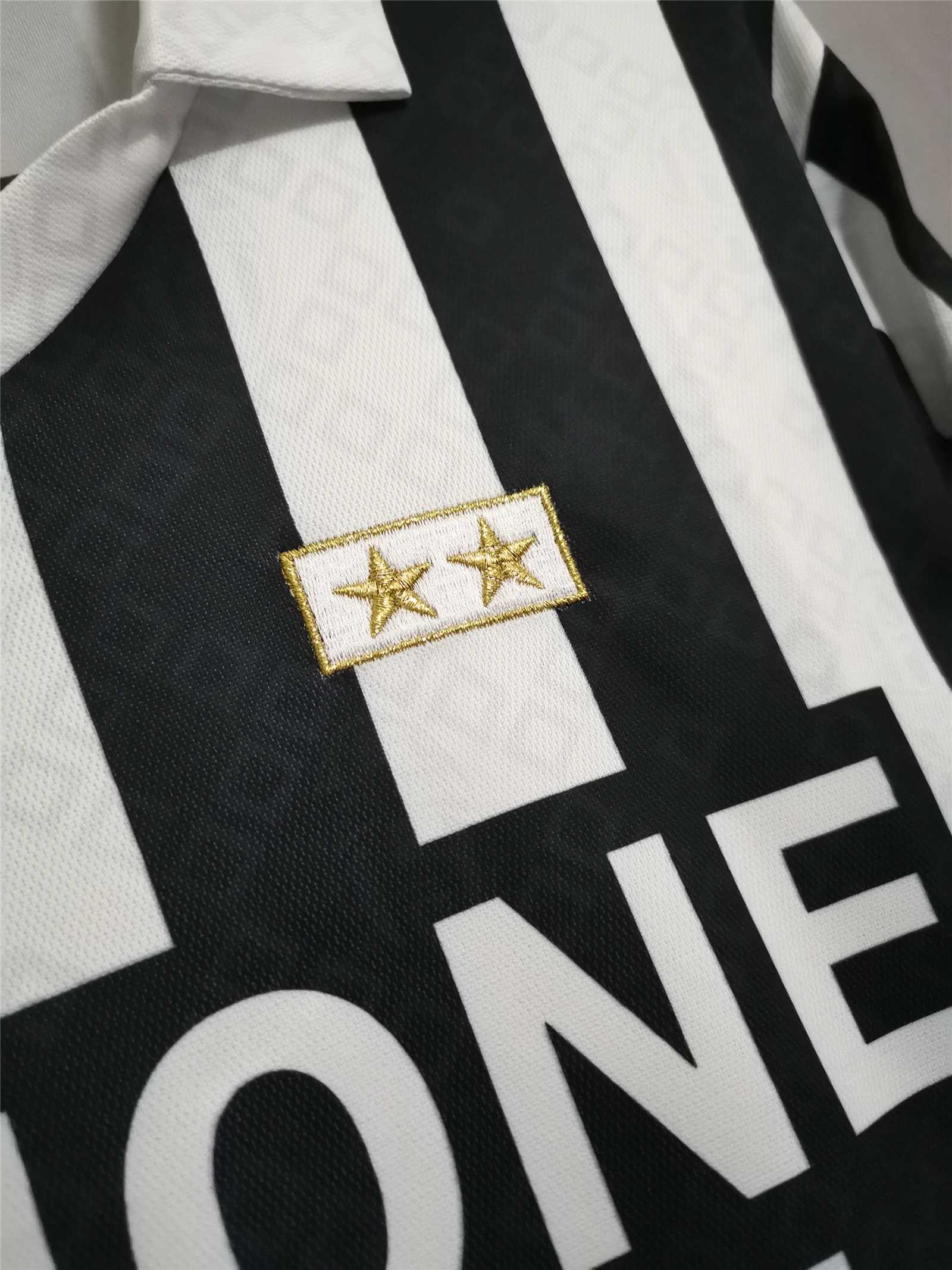 Juventus Retro Jersey Home 1992/94