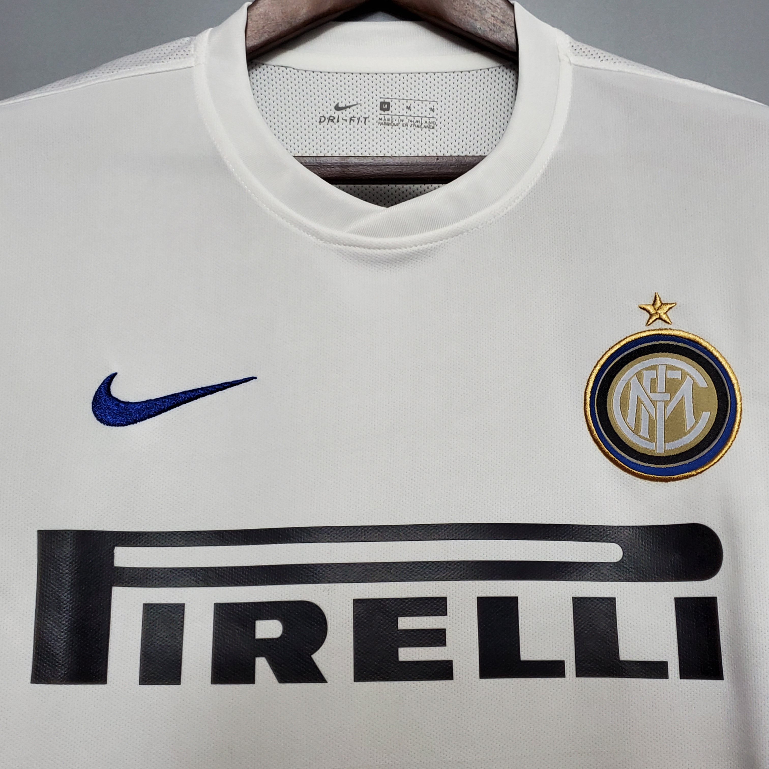 Inter Milan Retro Jersey Away 2010/11