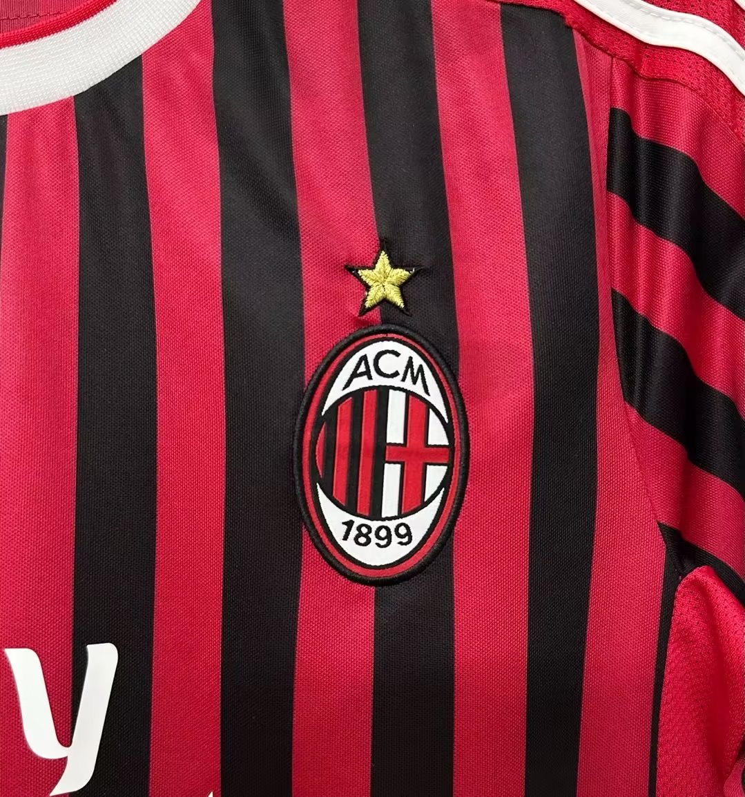 AC Milan Retro Jersey Home 2011/12