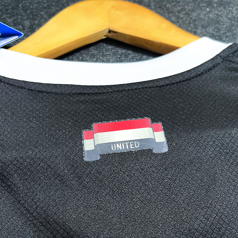 Manchester United Third Goalkeeper Jersey 2024/25