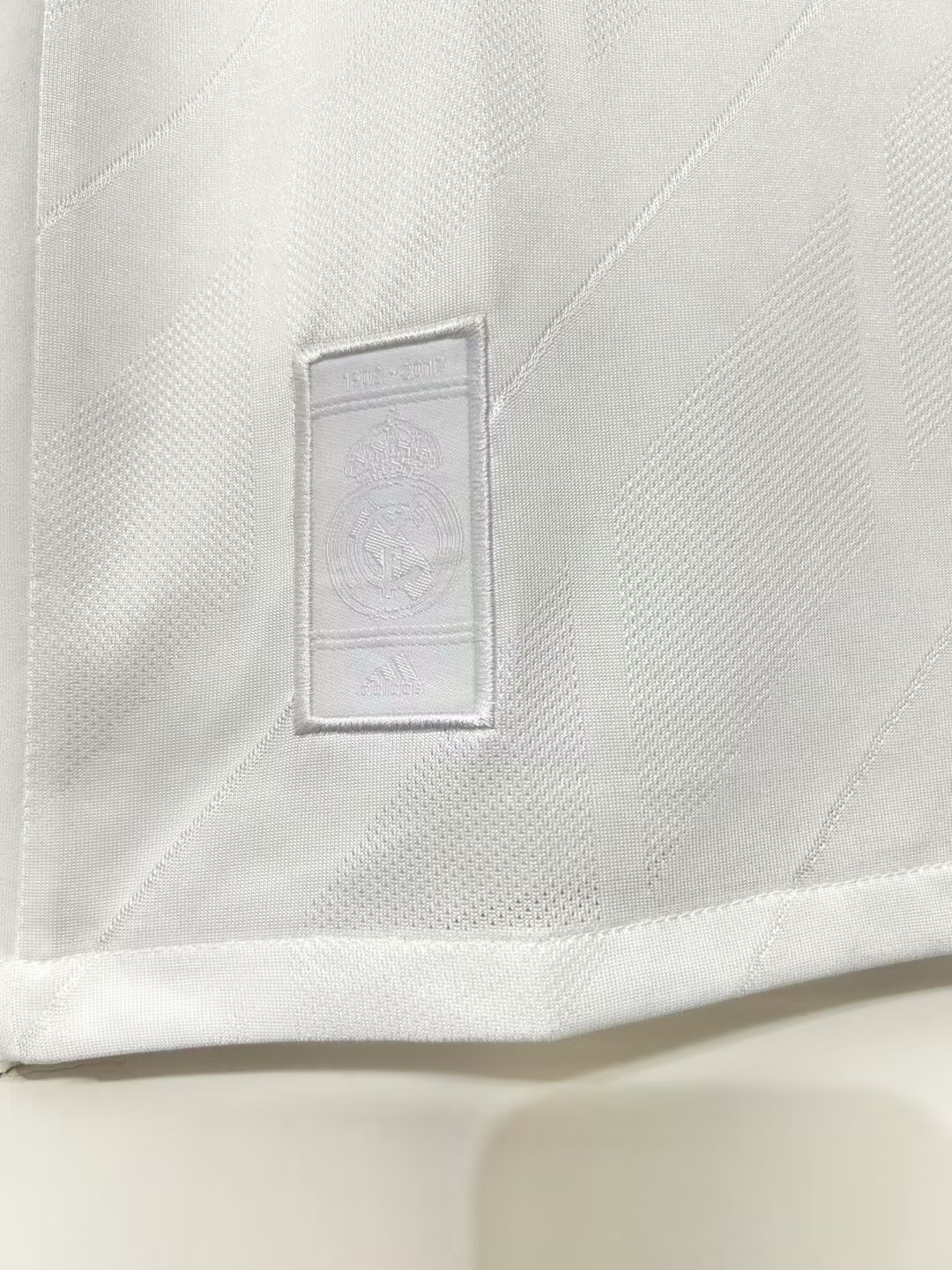 Real Madrid Retro Home Long Sleeve Jersey 2017/18